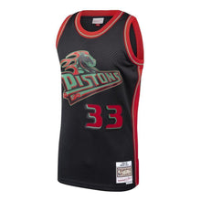 Load image into Gallery viewer, 33-Grant Hill Detroit Pistons Hardwood Classics Christmas Swingan Collection Jersey – Black